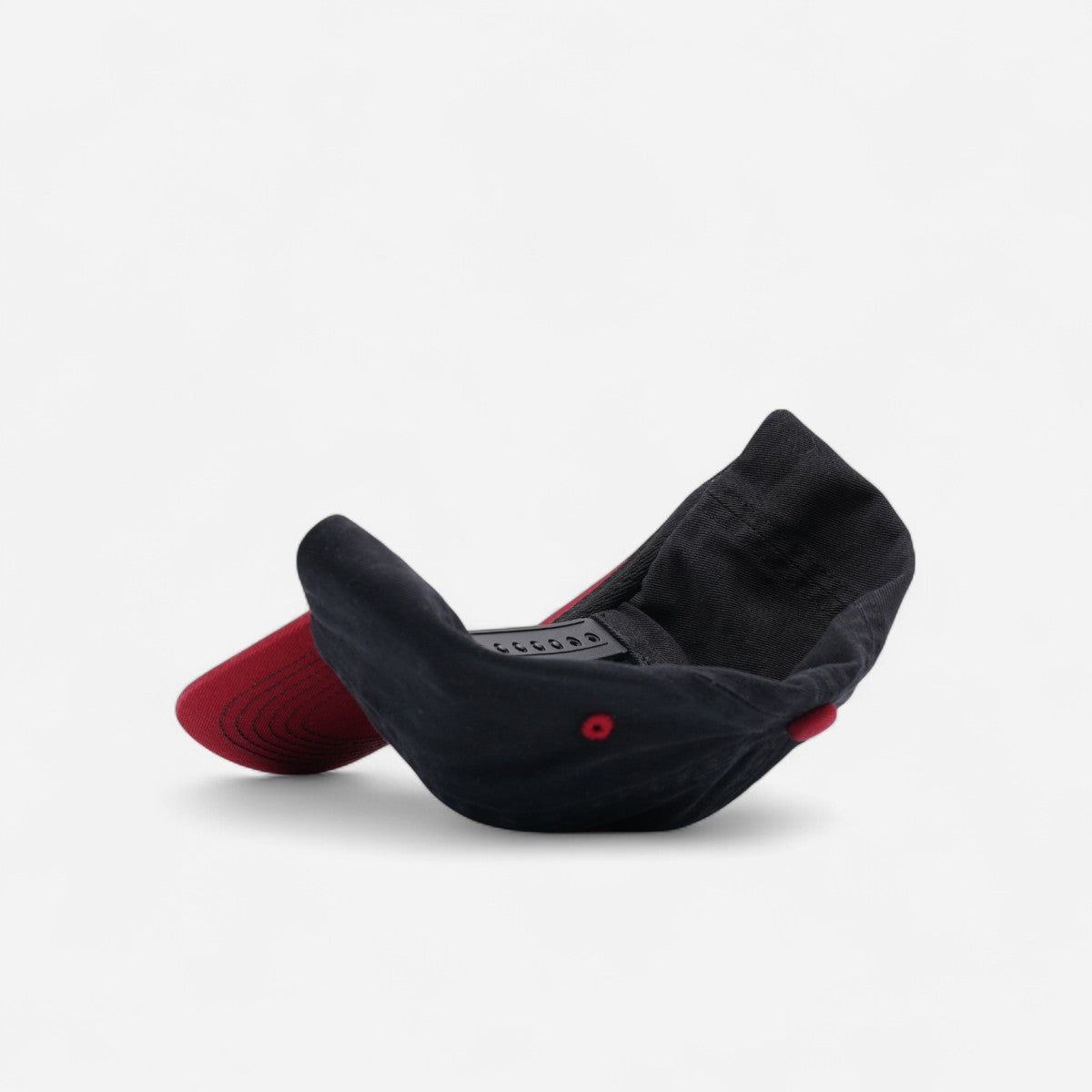 Baker - Sprayed Oval Snapback Cap - Black/Red