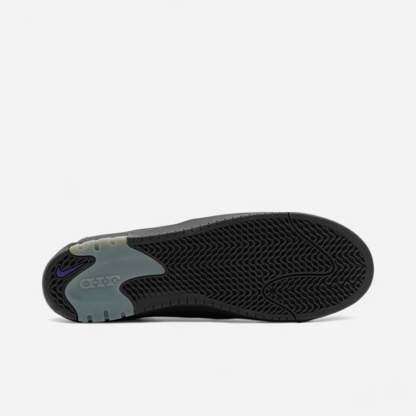 Nike SB - Air Max Ishod Shoes - White/Court Purple/Black