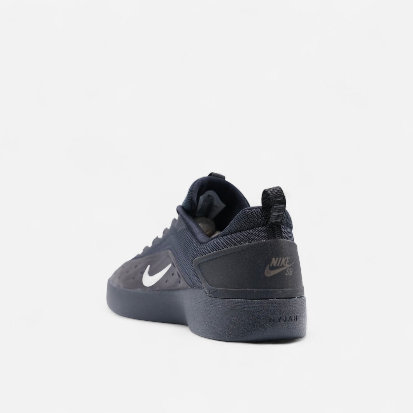 Nike SB - Zoom Nyjah 4 Shoes - Black/White/Black/White
