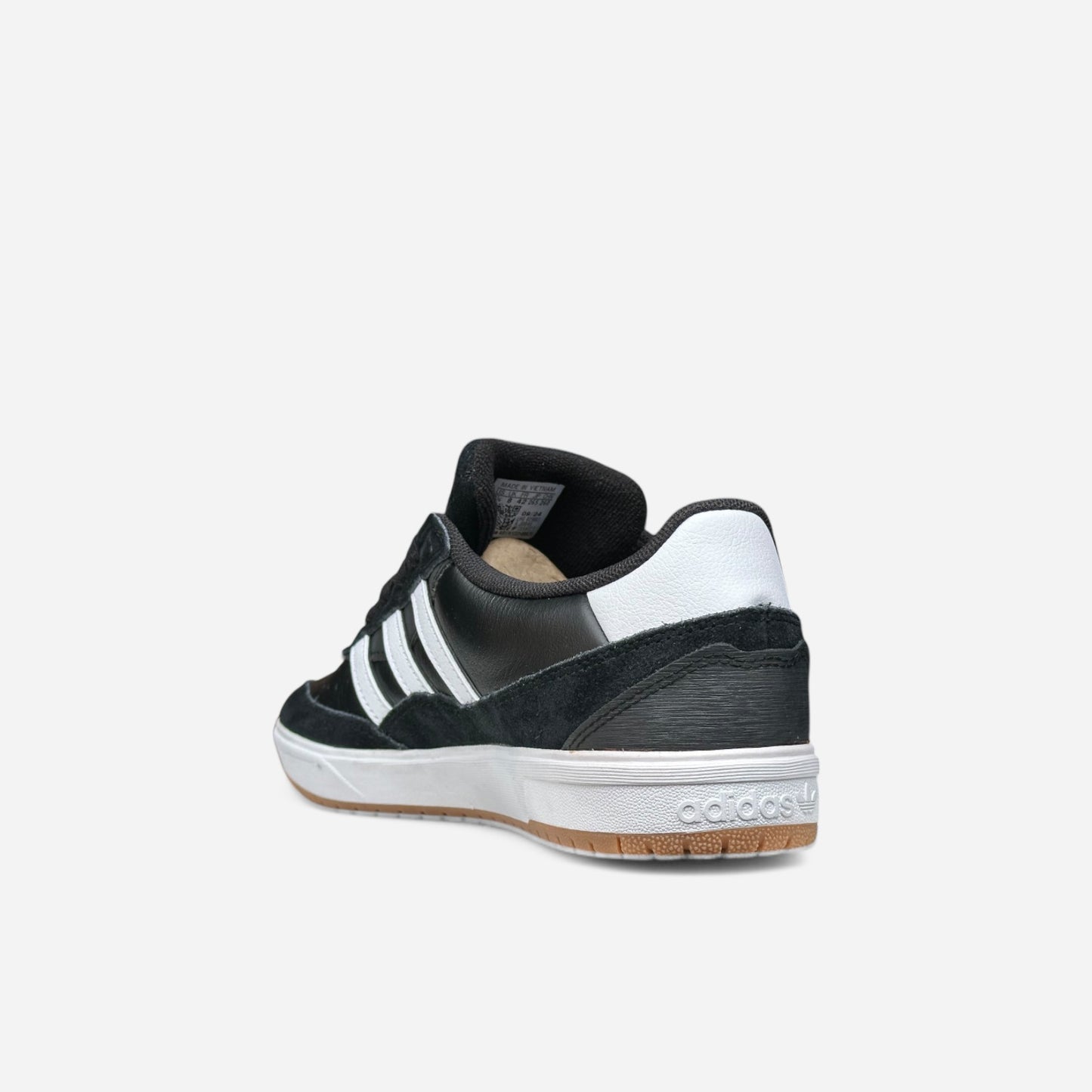 ADIDAS - Tyshawn II Shoes - Core Black/Footwear White/Gum