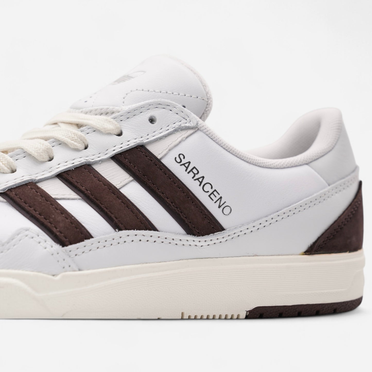 ADIDAS - Tyshawn II X Zach Saraceno Shoes - Crystal White/Shadow Brown