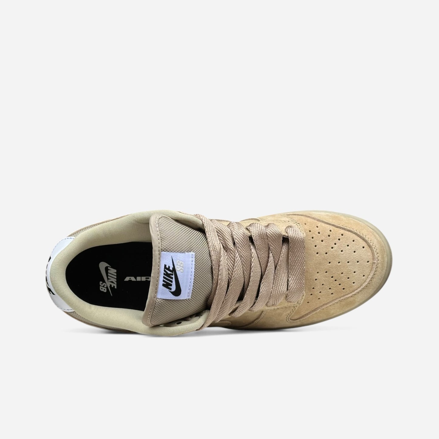 Nike SB - Dunk Low Pro B Shoes - Parachute/Beige