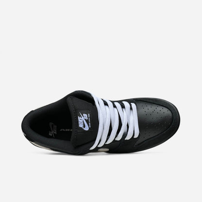 Nike SB - Dunk Low Pro Shoes - Black/White/Black