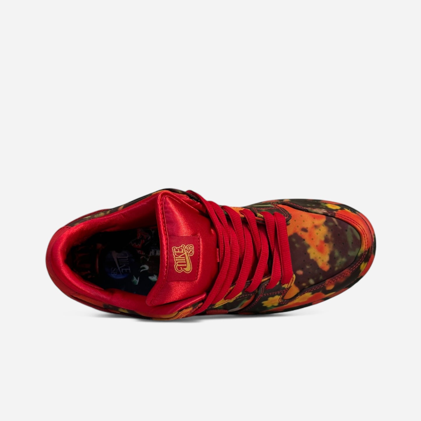 Nike SB - Dunk Low Pro "Wizard of Oz" Shoes - Gym Red/University Red/Multi