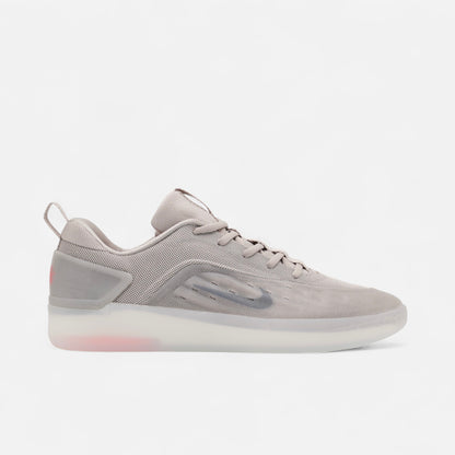 Nike SB - Zoom Nyjah 4 Shoes - Collage Grey/Mink Brown/Light Silver