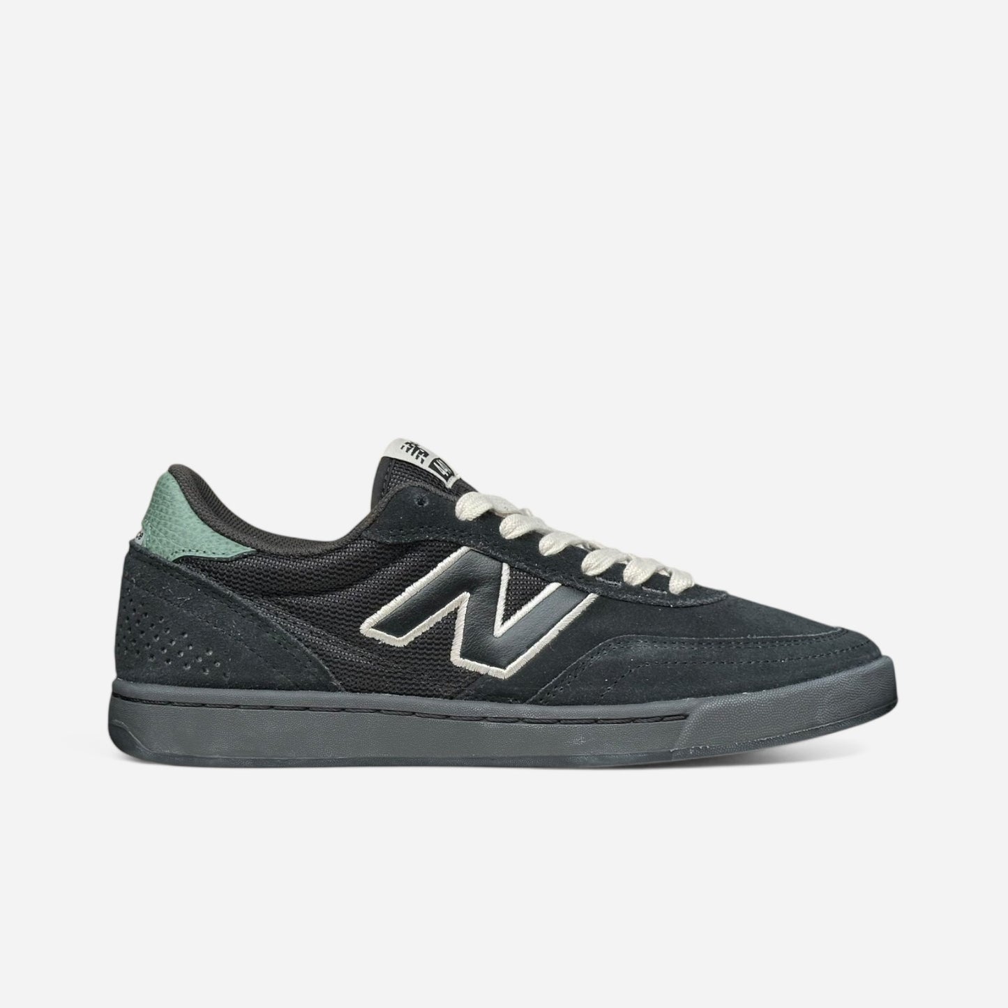 New Balance Numeric - 440 V2 Shoes - Black/White