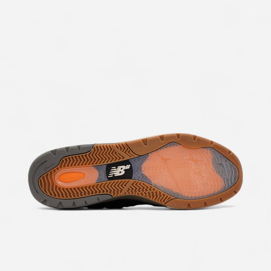 New Balance Numeric - Andrew Reynolds 933 Shoes - Black/Olive
