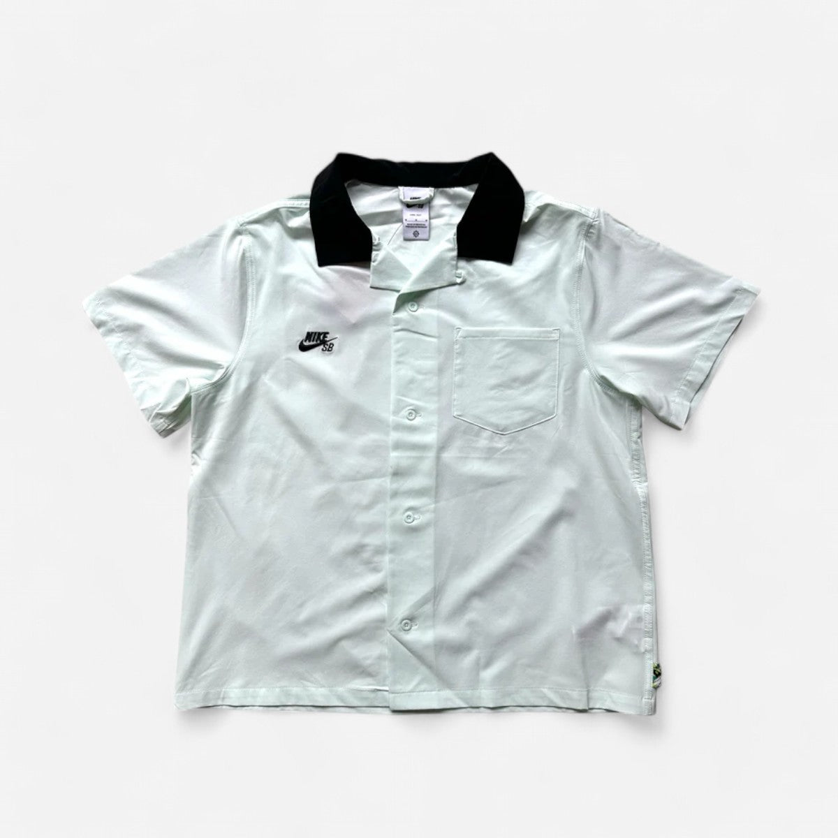 Nike SB - Bowler Shortsleeve Button Up Shirt - Barely Green/Black