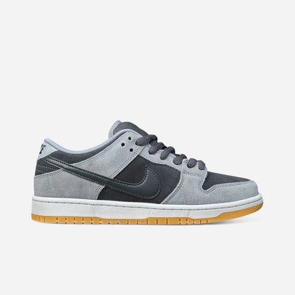 Nike SB - Dunk Low Pro Shoes - Dark Smoke Grey/Black