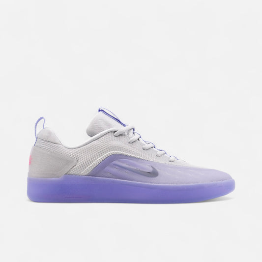 Nike SB - Zoom Nyjah 4 Shoes - Light Thistle/Black/Light Thistle