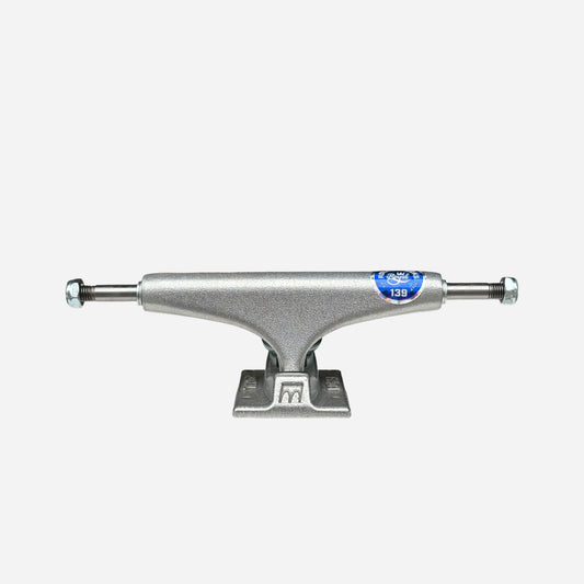 Royal - Raw Trucks - 139 / 8.0" (Pair)